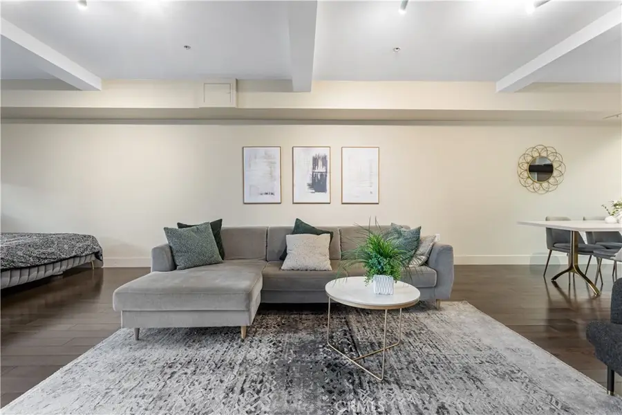 433 Pine Avenue #102, Long Beach, CA 90802 - #2