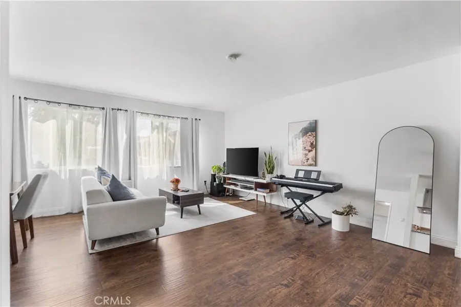 3045 E Theresa #1, Long Beach, CA 90814 - #3