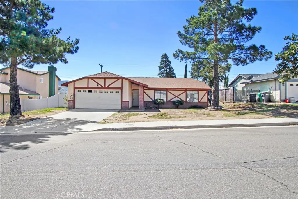 1142 W King, Banning, CA 92220 - #1