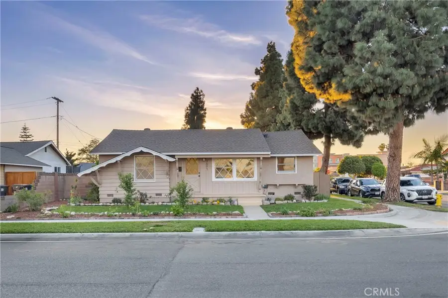 3691 Cortner, Long Beach, CA 90808 - #2