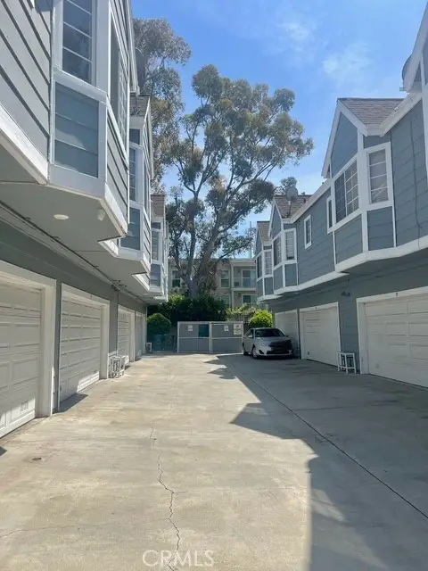 812 Inglewood, Inglewood, CA 90302