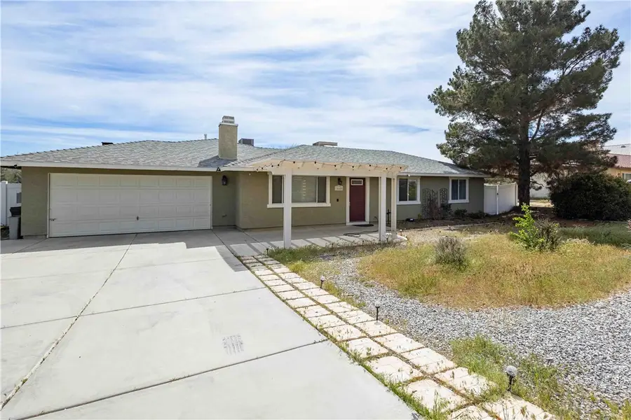 16605 Ottawa, Victorville, CA 92395 - #2