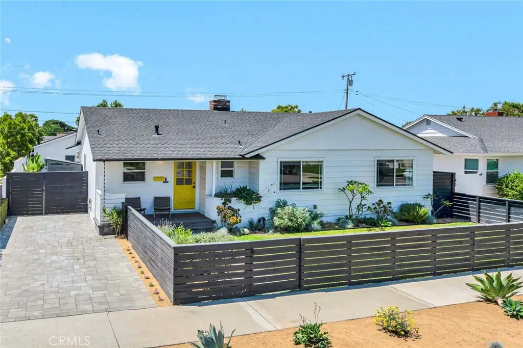 1402 E Rose Avenue, Orange, CA 92867 - #1