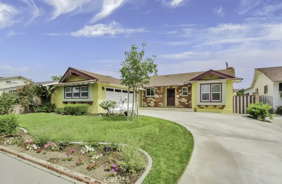 1319 W Stella, Anaheim, CA 92802 - #1