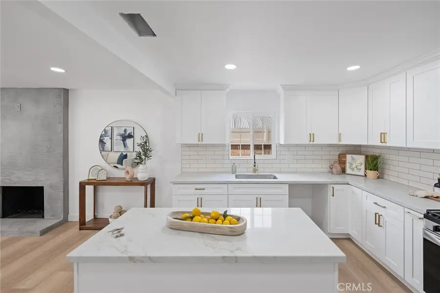 23832 La Rosa, Lake Forest, CA 92630 - #3