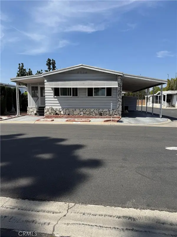 11250 Beach #139, Stanton, CA 90680