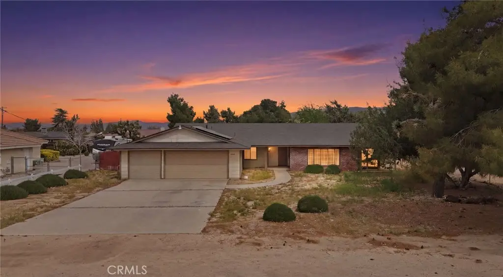 7589 Glider Ave, Hesperia, CA 92345 - #1