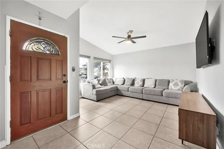 297 W Kirkwall, Azusa, CA 91702 - #3