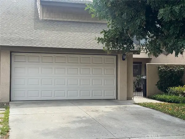 2508 N Tustin, Santa Ana, CA 92705