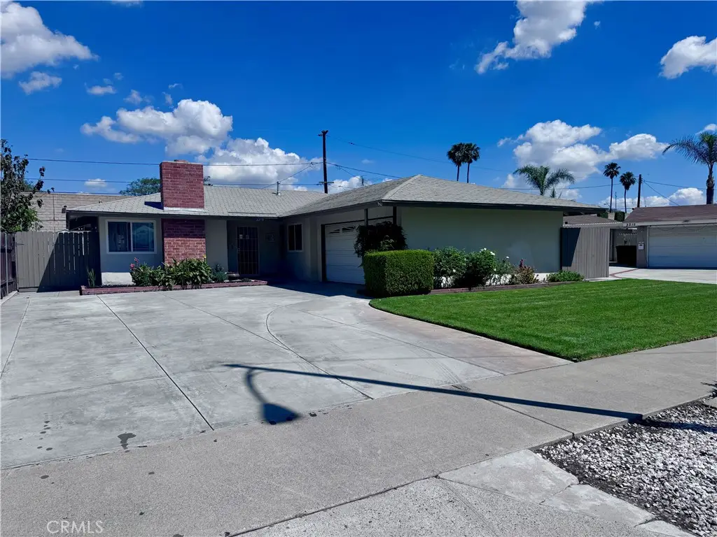 2219 W Coronet Avenue, Anaheim, CA 92801 - #1