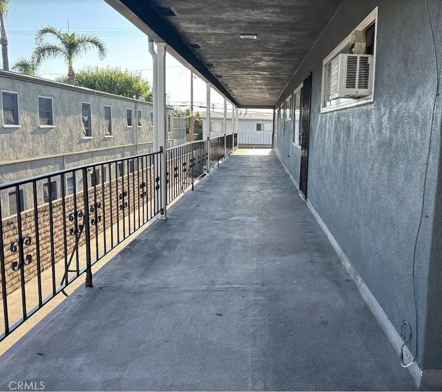 1021 Pacific, Long Beach, CA 90813 - #3