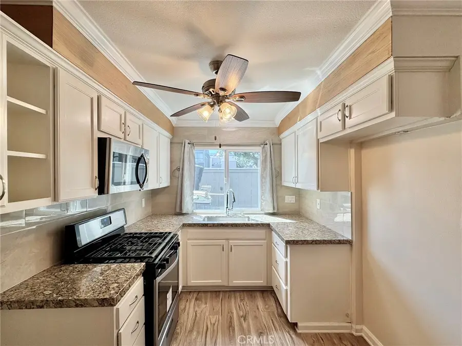 2910 S Greenville #H, Santa Ana, CA 92704 - #3