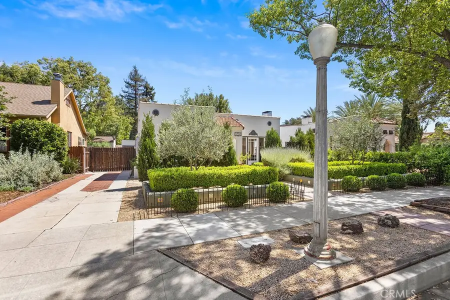 1710 N Los Robles, Pasadena, CA 91104 - #2