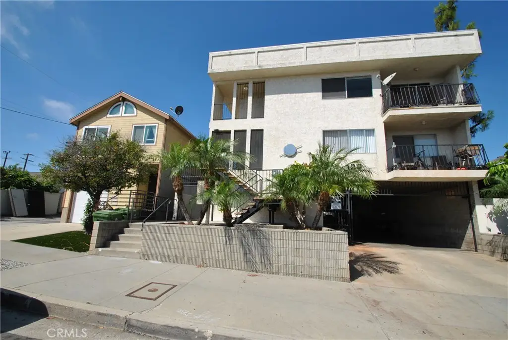 129 N Cabrillo Avenue, San Pedro, CA 90731 - #1