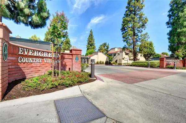 3572 W Stonepine Lane #F, Anaheim, CA 92804