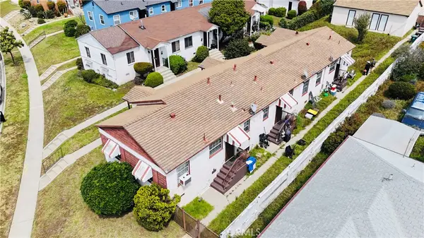 10846 S Manhattan, Los Angeles, CA 90047