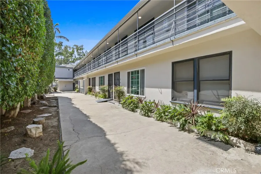 2067 E Broadway, Long Beach, CA 90803 - #3