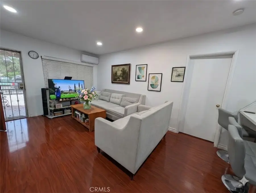 701 N Sunset Street, Santa Ana, CA 92703 - #3