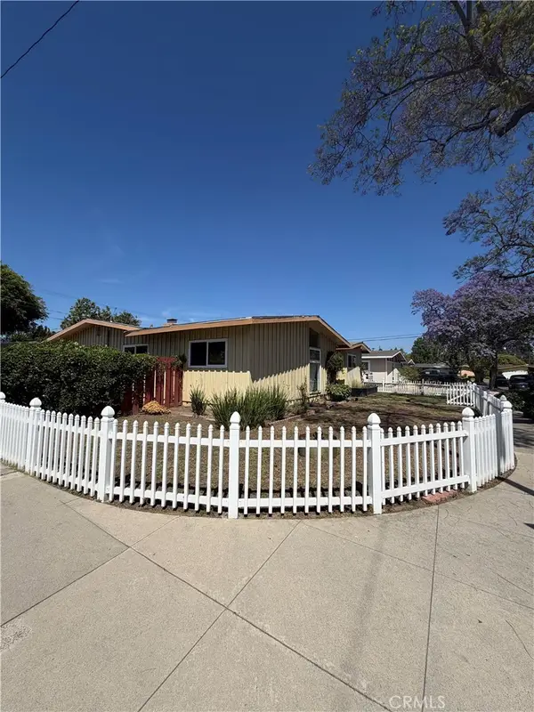 1601 Wellington, Santa Ana, CA 92701