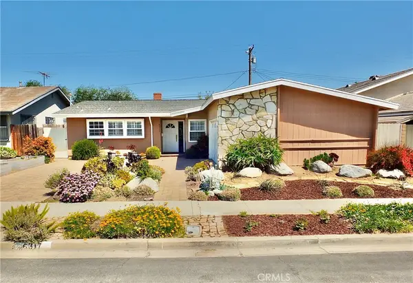 6317 E Eliot, Long Beach, CA 90803