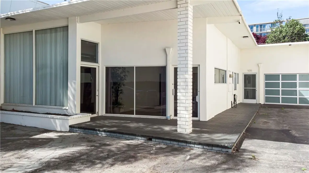 555 E 3rd, Long Beach, CA 90802 - #1