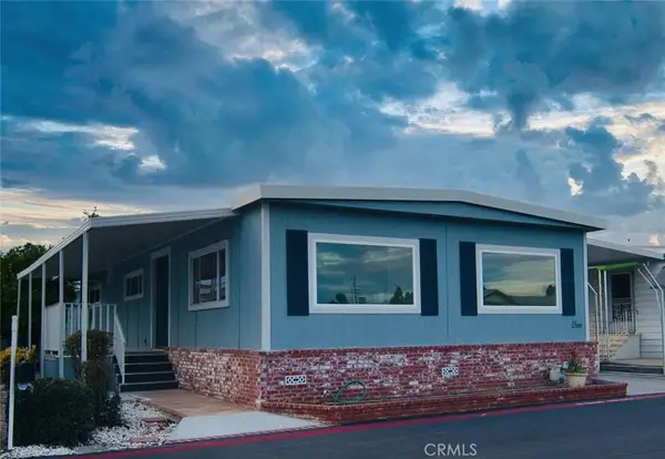 9850 Garfield Avenue #5, Huntington Beach, CA 92646