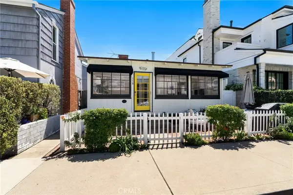 118 Emerald, Newport Beach, CA 92662