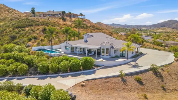 30931 Blackhorse, Canyon Lake, CA 92587