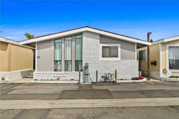 327 W Wilson #80, Costa Mesa, CA 92627