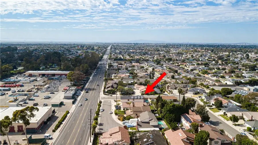7191 Slater Ave, Huntington Beach, CA 92647 - #2