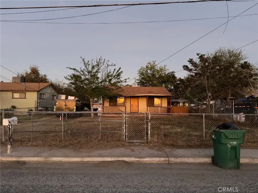 548 Page, Porterville, CA 93257 - #2