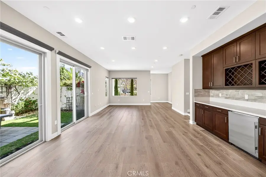 195 Stellar, Irvine, CA 92618 - #3