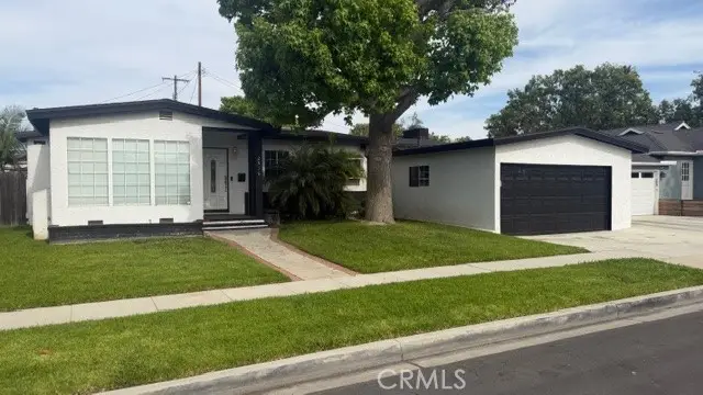 2916 Charlemagne Avenue, Long Beach, CA 90815 - #1