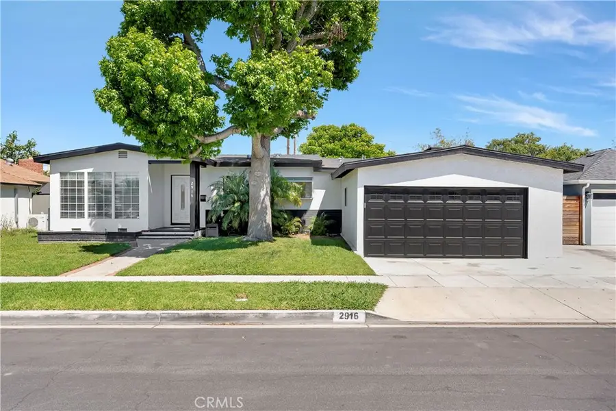 2916 Charlemagne Avenue, Long Beach, CA 90815 - #2