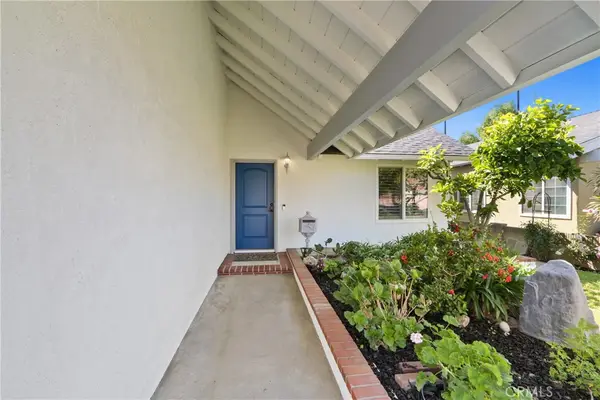 11685 Lakia, Cypress, CA 90630