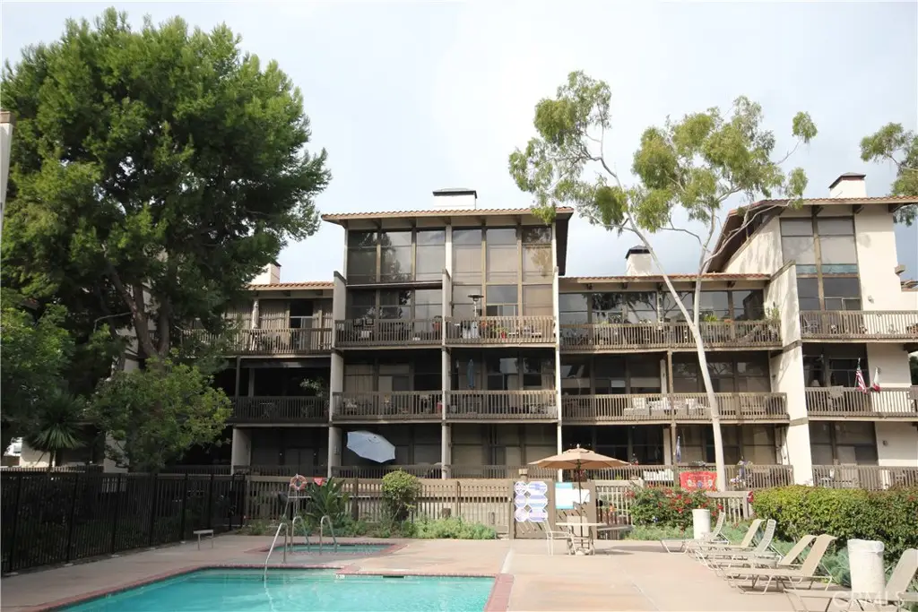 6318 Marina Pacifica Drive N, Long Beach, CA 90803 - #1