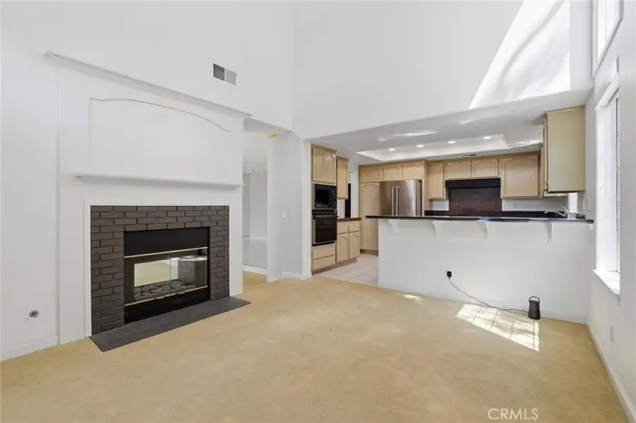 520 Lexington Court #103, Long Beach, CA 90803 - #3