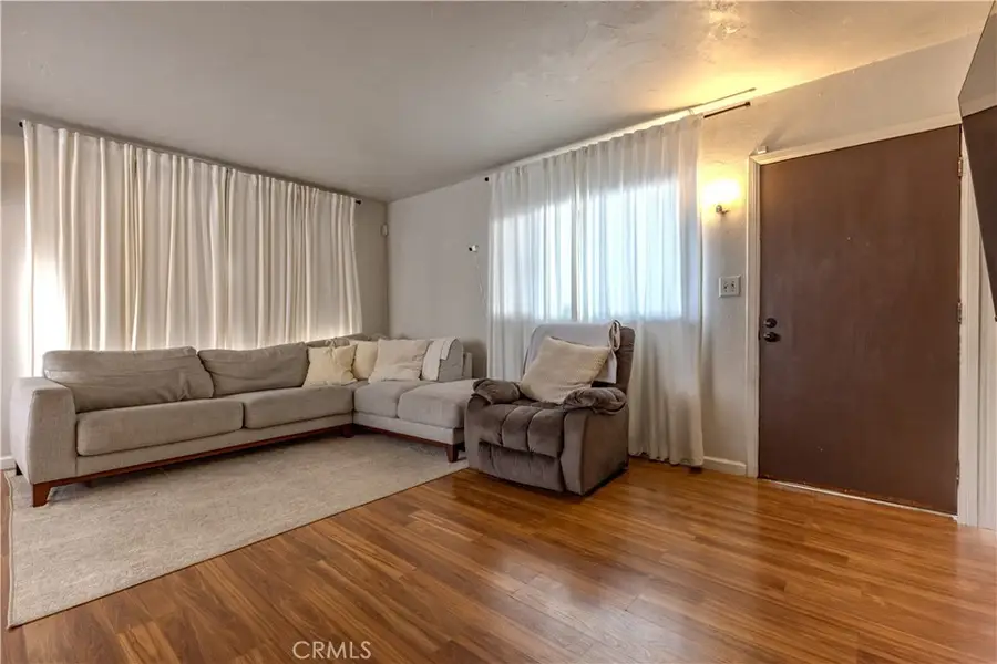 8234 Frankfort Avenue, Fontana, CA 92335 - #3