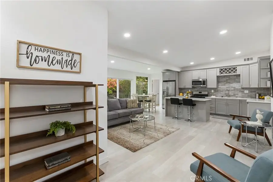 7335 Kyle Street, Tujunga, CA 91042 - #2