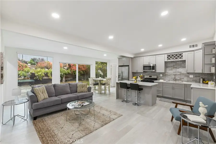 7335 Kyle Street, Tujunga, CA 91042 - #3