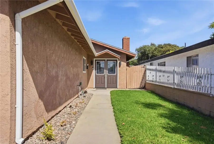 2083 S Cedar Street, Santa Ana, CA 92707 - #2