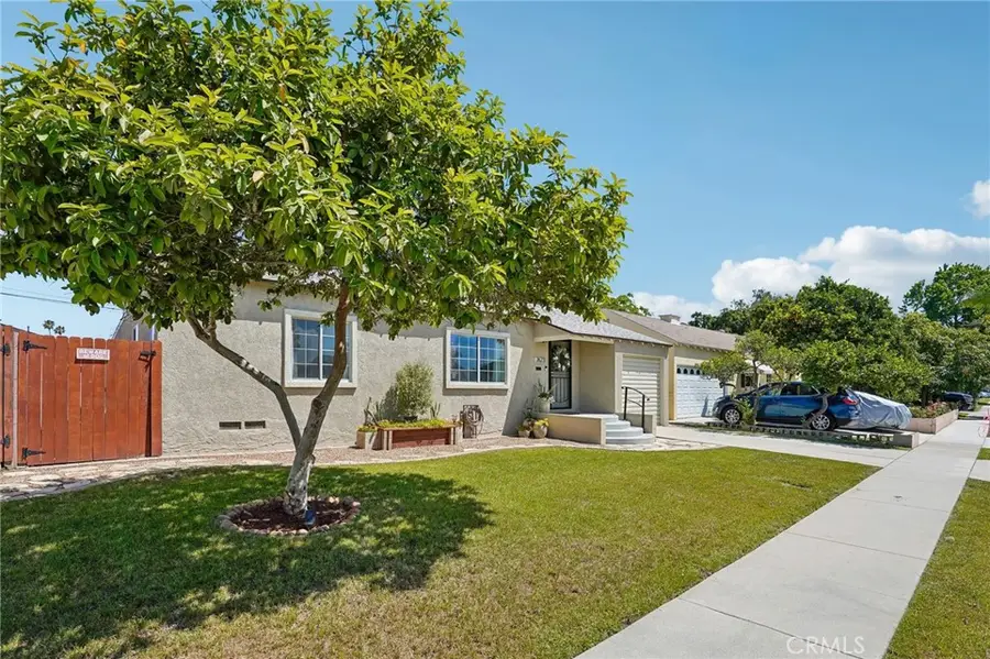 2623 E 219th Street, Long Beach, CA 90810 - #3