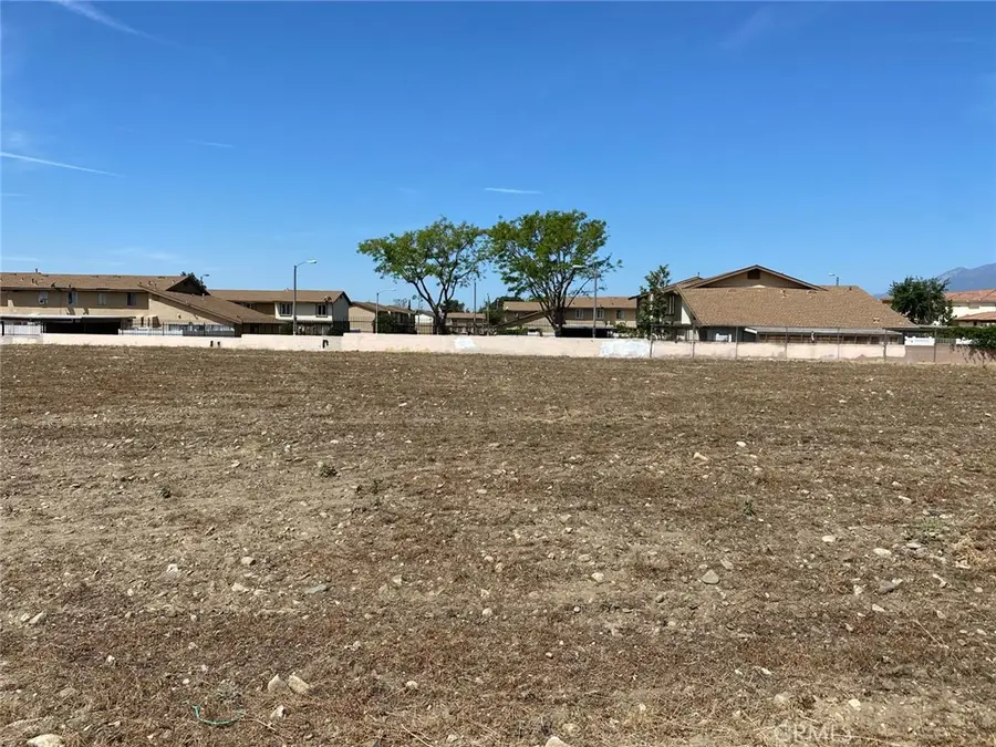 7890 Sierra, Fontana, CA 92336 - #3