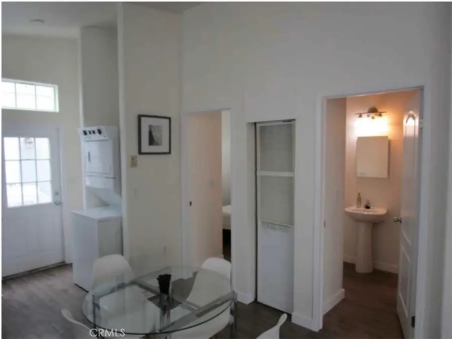 8250 Lankershim Boulevard #ELM 3, North Hollywood, CA 91605 - #3