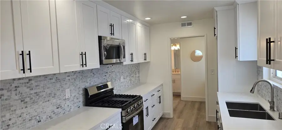 4410 E Centralia Street, Long Beach, CA 90808 - #2