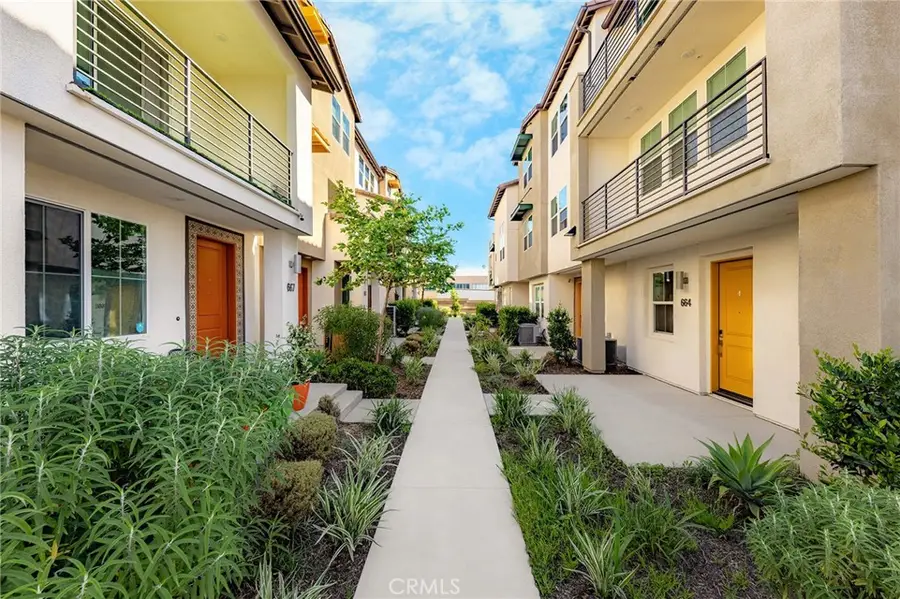 660 Sunrise St, Covina, CA 91723 - #2