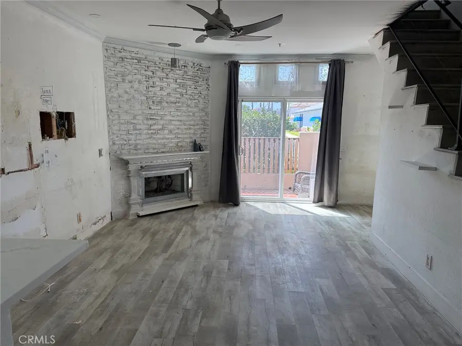 626 Lake Street #34, Huntington Beach, CA 92648 - #3