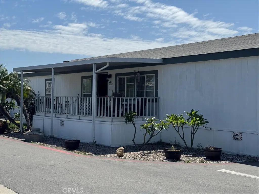 39 Spruce Via, Anaheim, CA 92801 - #1