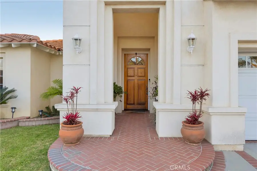 9112 Playa Drive, Huntington Beach, CA 92646 - #3