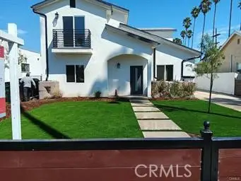 4928 8th Avenue, Los Angeles, CA 90043